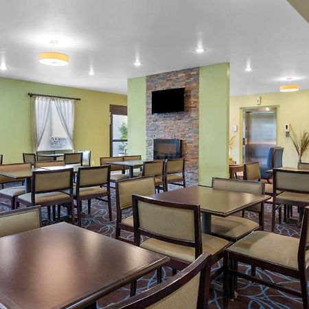 Best Western Plus Covered Bridge Inn Brazil Экстерьер фото