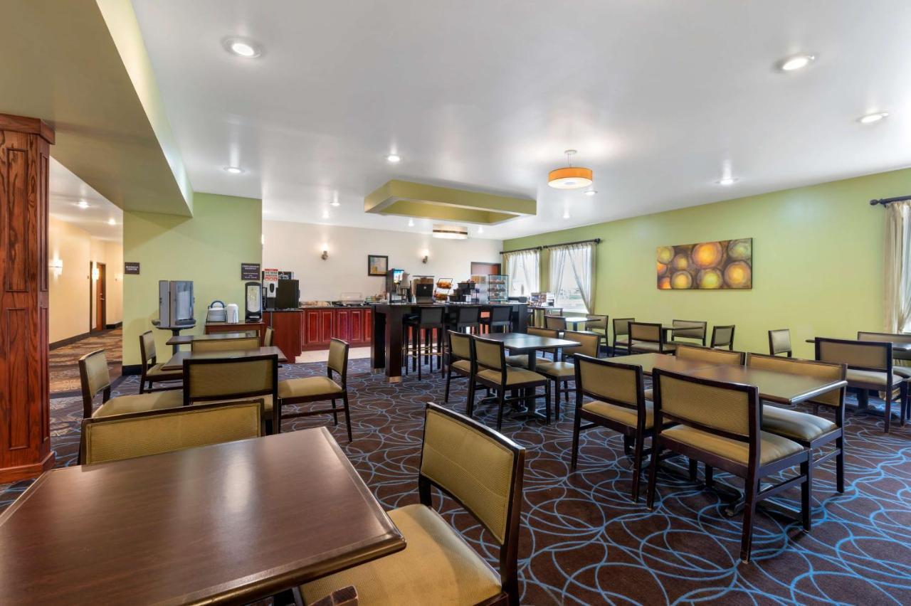 Best Western Plus Covered Bridge Inn Brazil Экстерьер фото