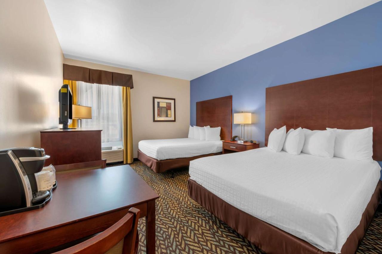 Best Western Plus Covered Bridge Inn Brazil Экстерьер фото